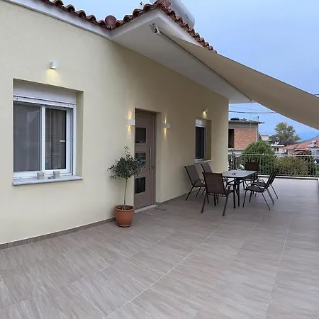 Thyme, 2 Brs Apt, 5mins Nafplio, 10 Mins アパート *