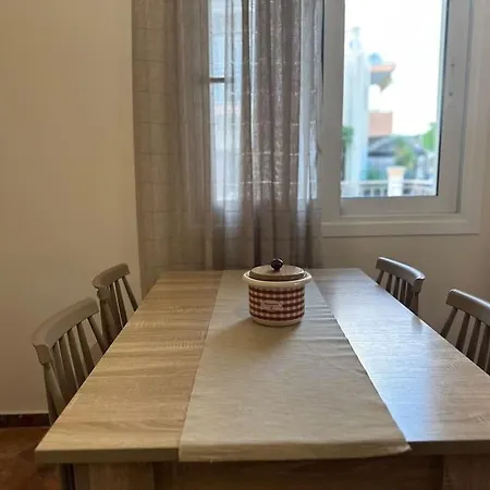 アパート Thyme, 2 Brs Apt, 5mins Nafplio, 10 Mins ナフプリオ