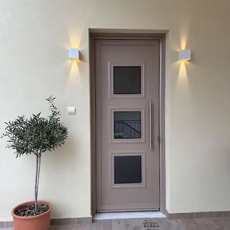 Thyme, 2 Brs Apt, 5mins Nafplio, 10 Mins