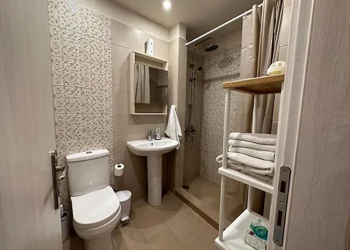 Thyme, 2 Brs Apt, 5mins Nafplio, 10 Mins 아파트 *